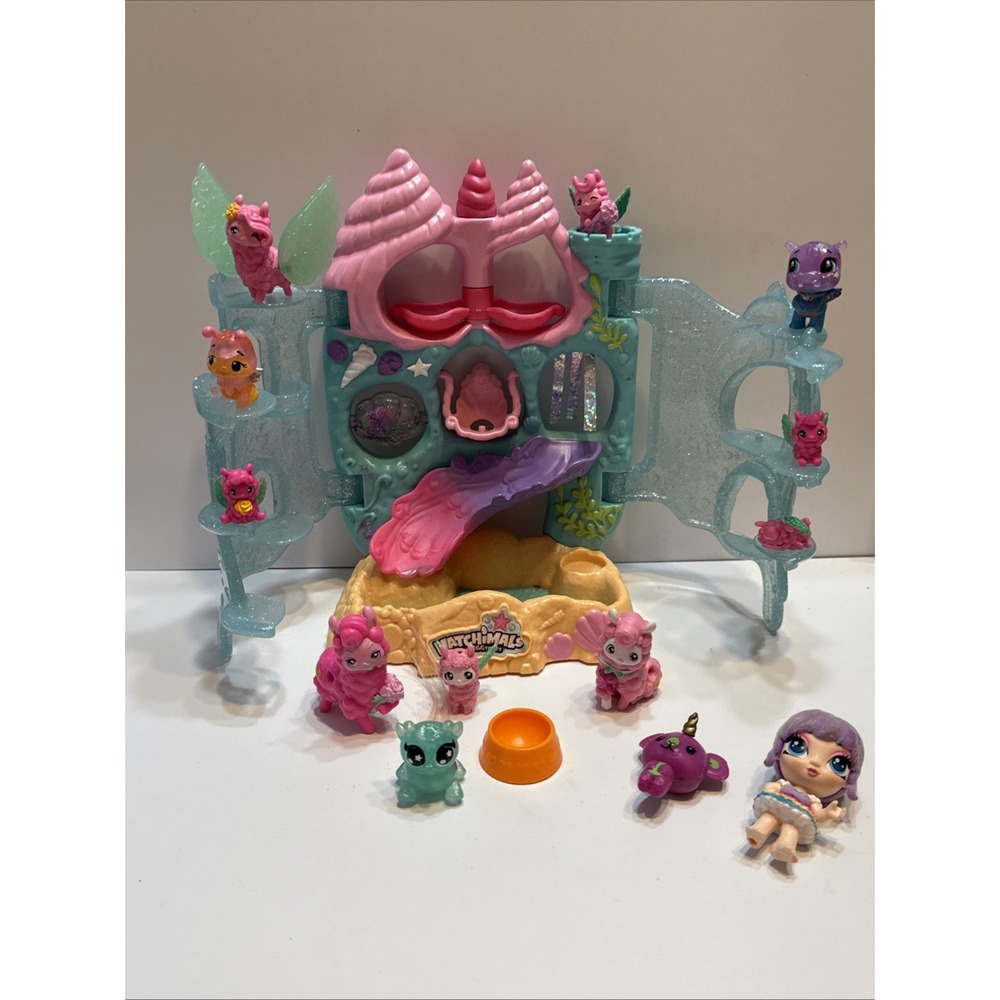 Hatchimals CollEGGtibles Coral Castle Playset With 13 Figurines